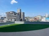 芝生広場