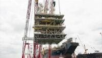 構造不況の造船 海洋資源に走る 日の丸造船、石油･ガス開発の洋上設備に活路求める