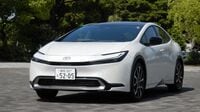 ｢新型プリウス｣試乗､エコカー脱却のメッセージ PHEVはGTグレード復活を感じる快速ぶり