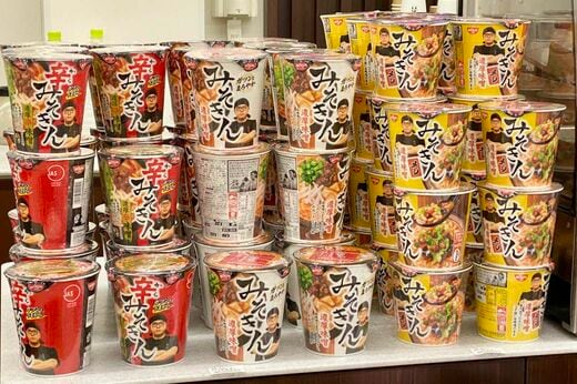 あの｢完全メシ｣でも3年3カ月かかったのに…！HIKAKINが手掛ける｢みそ