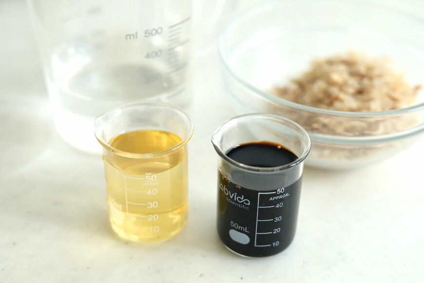 そばつゆの配合は「出汁5：しょうゆ1：みりん1」です