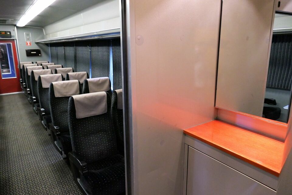 JR初の新型特急｢783系｣は型破りな異端児だった ｢ハイパーサルーン｣の