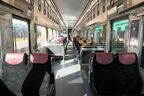 乗務員室側から見た8号車の客室