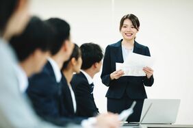 ｢たたき台を作る人が一番えらい｣は本当？文句を言うだけの人を出し抜き､圧倒的な社内評価を得る思考