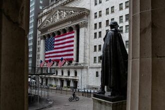 米株､S&P500とナスダックが史上最高値を更新