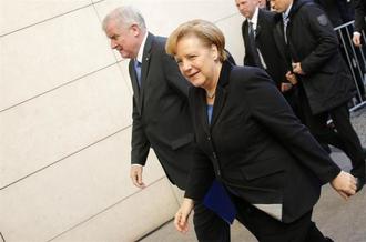 ドイツ与党と社民党が大連立で合意