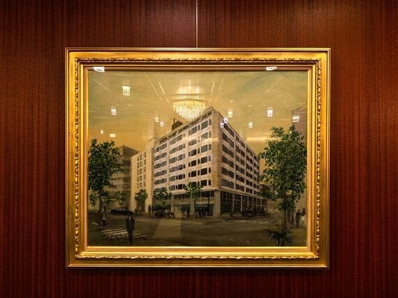 ビルを描いた油絵