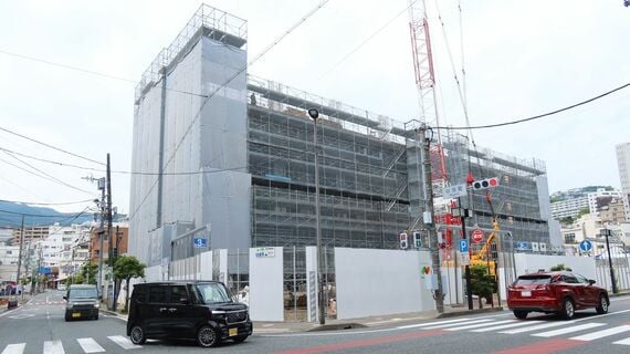 建設中のホテル