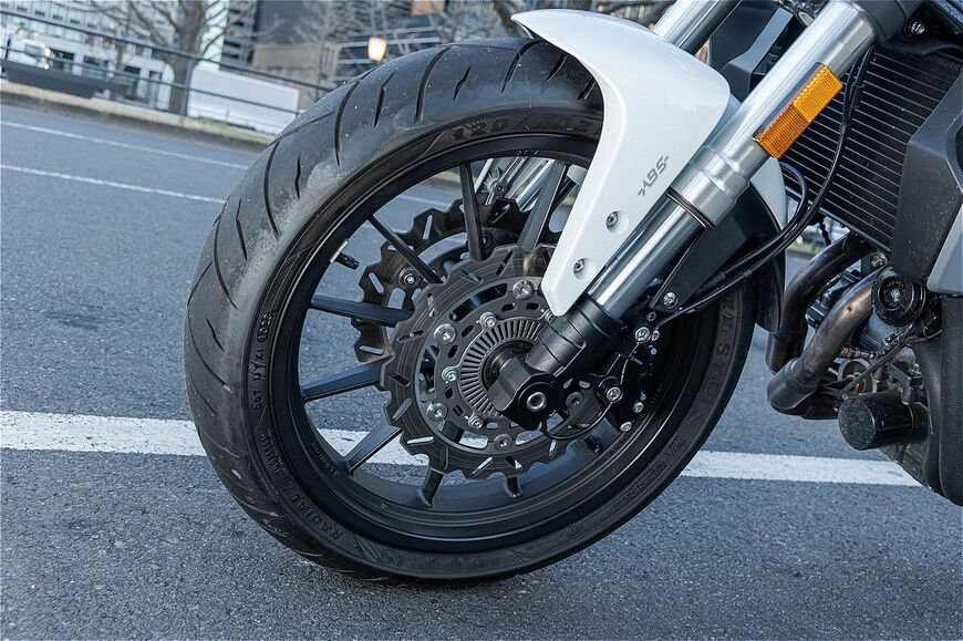 ハーレーダビッドソン新型「X350」のディテール（写真：三木宏章）