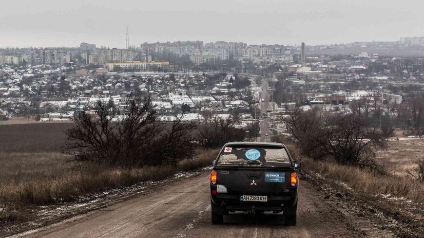 西側から見たバフムート。北東南の3方向からロシア軍に包囲された状態になっている。 1月13日（写真：筆者撮影）