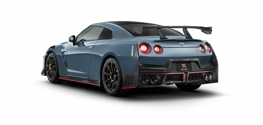 2025年モデルのニッサンGT-R（写真：日産自動車）