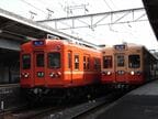柴又駅での京成赤電（写真は復刻塗装車）