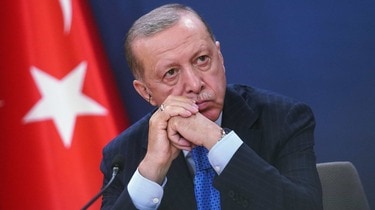 トルコは第3次世界大戦回避の立役者になれるか 世界を駆け回る