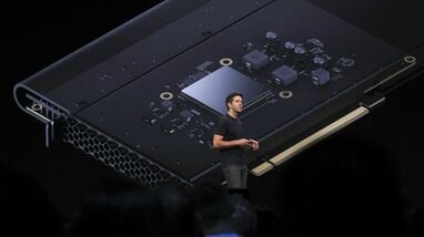 51歳のアップル新CEO｢ジョン･ターナス｣を待つ難題 オープンAIに人材流出､革新的製品を生み出せるか