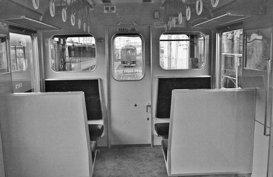 近鉄　2610系　車内　クロスシート