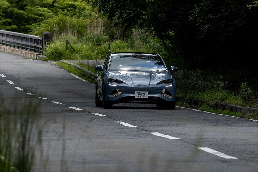 BYD Auto Japanが6月25日からデリバリーを開始した「シール」（写真：三木宏章）