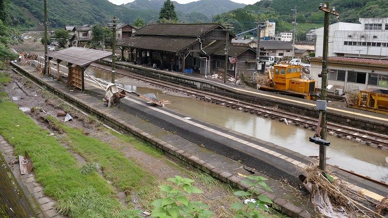 濁流が飲み込んだ線路 九州鉄道被災 の現場 ローカル線 公共交通 東洋経済オンライン 経済ニュースの新基準