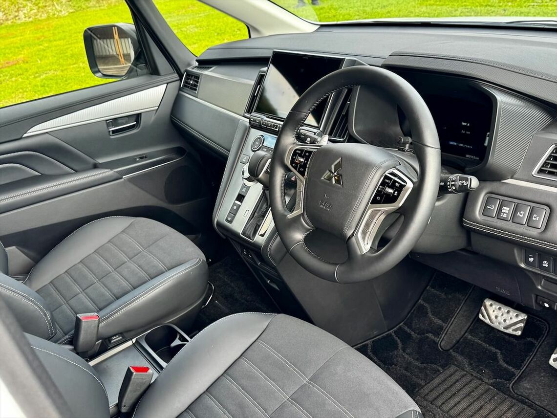 内装のデザインに大きな変更はなく、使い勝手の良さも継承（筆者撮影）