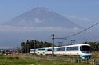 RSEは2階建て車を2両連結した7両編成だった