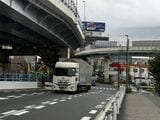 新駅が予定されている江東区・枝川の街並み。住宅街と倉庫などが共存する（写真：編集部撮影）