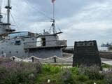 公園の中でも大きな存在感を放つのが、記念艦「みかさ」（筆者撮影）