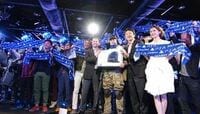 初速は順調。ＰＳ４はソニーの救世主か 緒戦はライバルに圧勝。利益貢献へ期待大だが