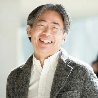 中邑賢龍（なかむら・けんりゅう）東京大学先端科学技術研究センター シニアリサーチフェロー広島大学大学院教育学研究科博士課程後期単位取得退学後、香川大学教育学部助教授、米カンザス大学・ウィスコンシン大学客員研究員、英ダンディー大学客員研究員、東京大学先端科学技術研究センター教授などを経て2022年より現職。「ユニークな人材を受け入れ、多様性を認め合う社会の実現」を目指し、ICTを活用した学び支援研究、重度の知的障害や重複障害のコミュニケーション支援研究、不登校や引きこもり状態になっている若者の支援研究などを行っている。著書に『どの子も違う 才能を伸ばす子育て 潰す子育て』（中公新書ラクレ）、『育てにくい子は、挑発して伸ばす』（文藝春秋）など（写真：中邑氏提供）