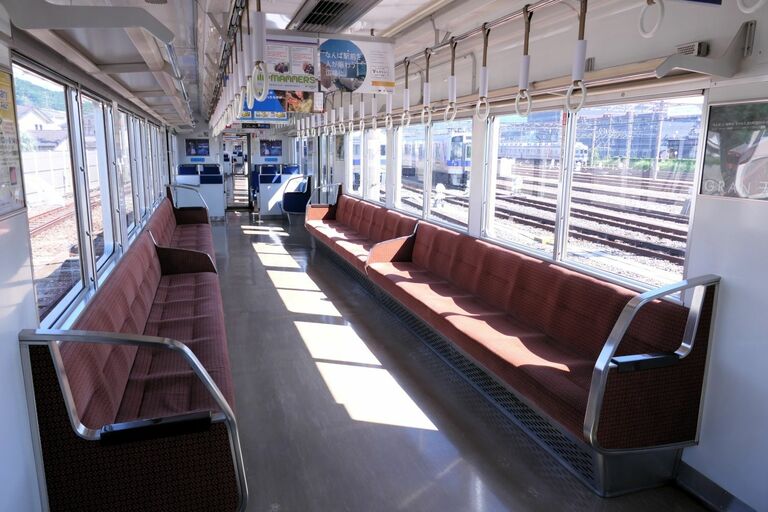 画像 | 南海電鉄2000系｢山を登れる通勤車両｣の本領発揮 大阪から高野山