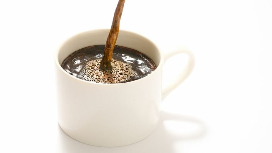 木彫りのコーヒーカップ