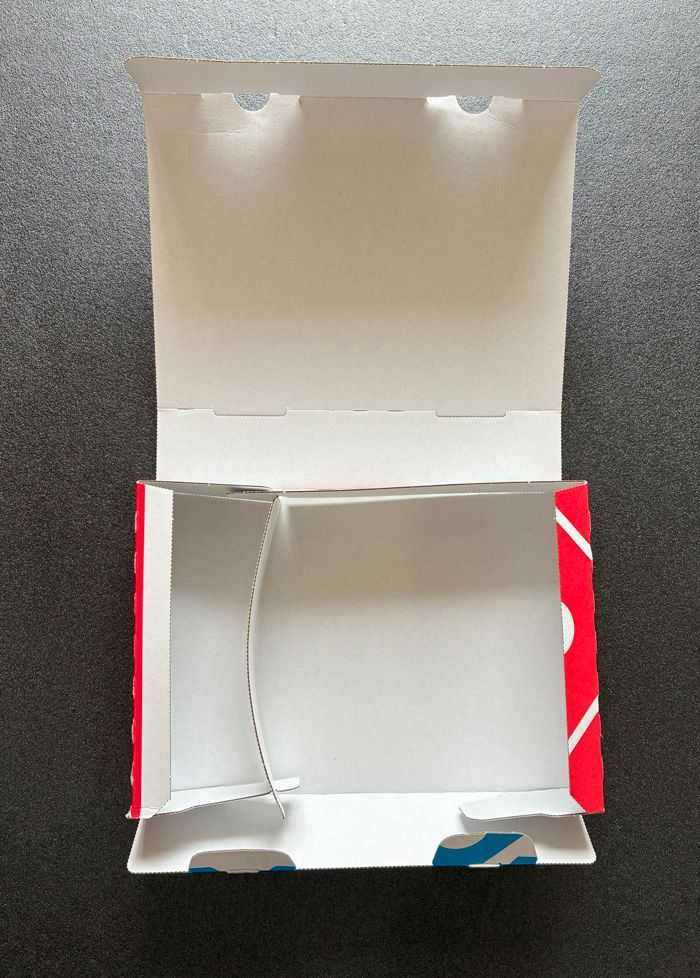 ドミノ・ピザ ピザボックス