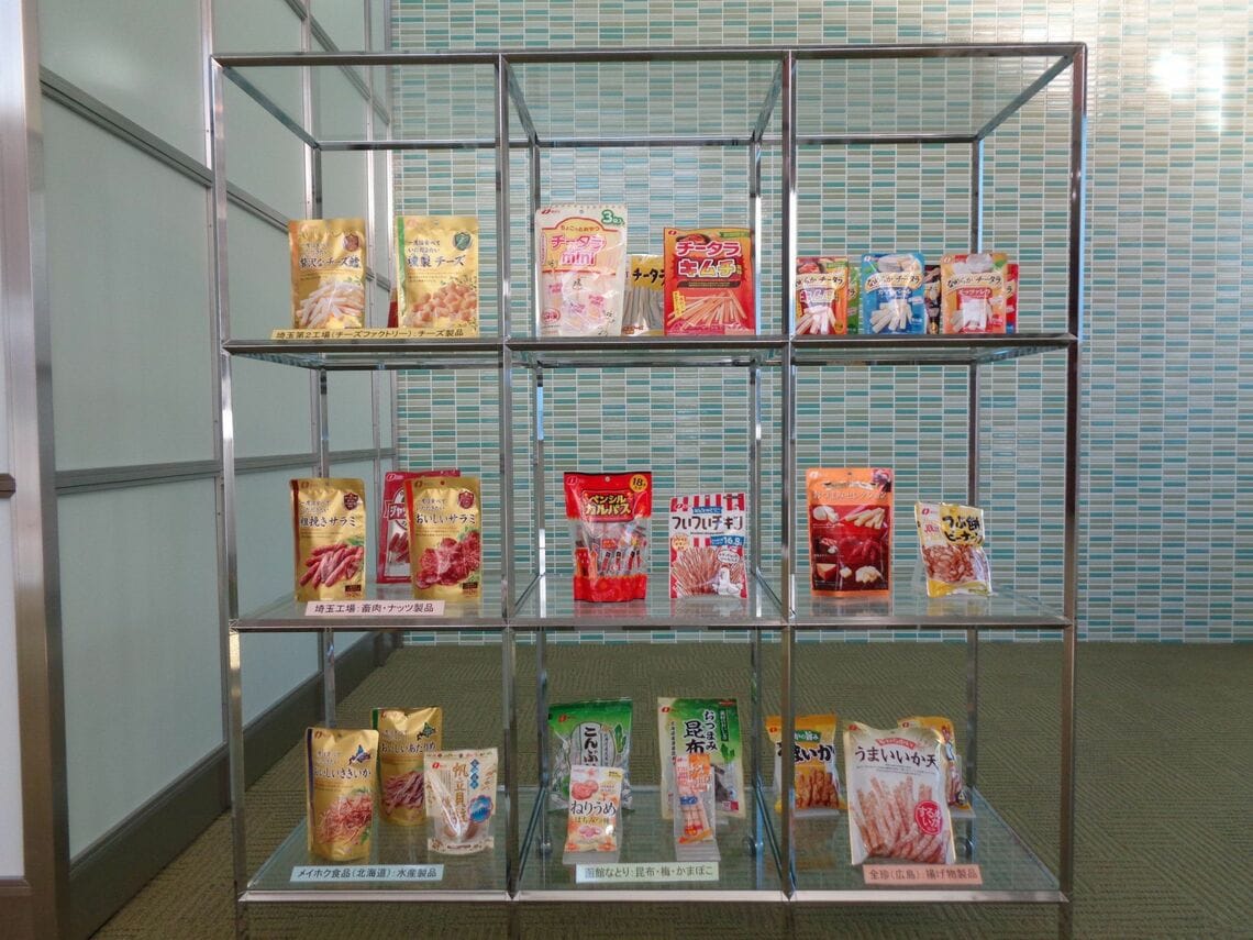 2025年12月時点で約600品の商品を販売している（写真：なとり提供）