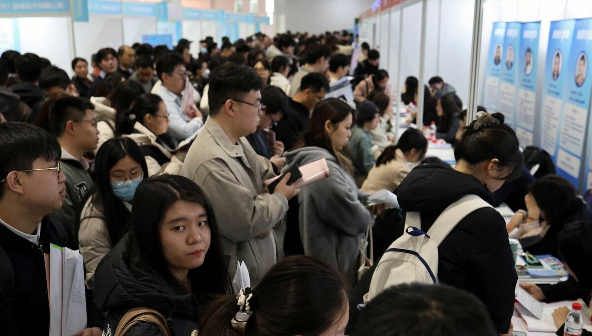 日本経済、2024年に回復基調へ：専門家が予測する成長要因