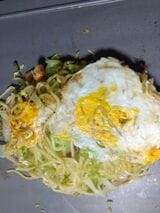 自作の「広島風」お好み焼き（写真：中山さん提供）