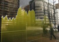 円全面高､英EU離脱問題で1ドル105円台に 対ユーロで3年超ぶりの円高､次の節目は？