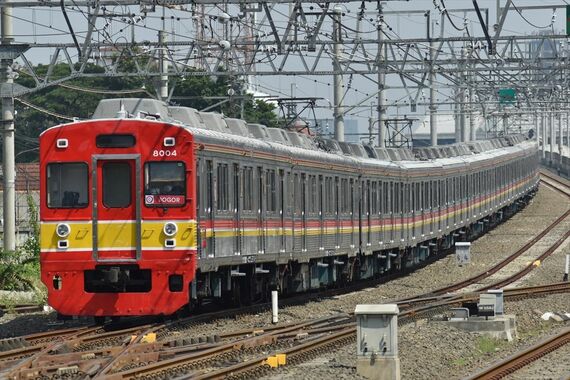 ジャカルタ 元東急8000系 12両編成
