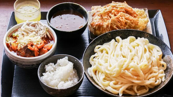 うどんチェーン｢1150円食べ放題｣お得なの？