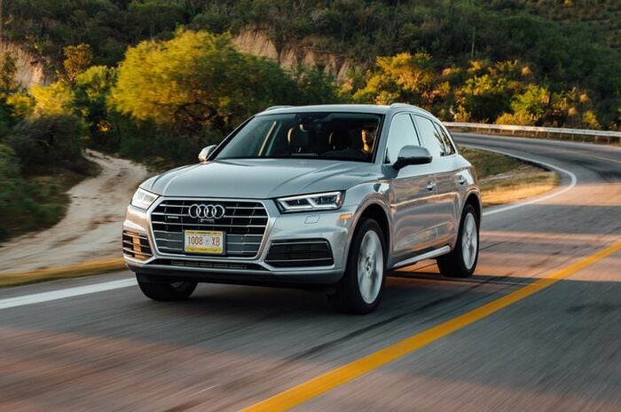 アウディ Q5 2.0 TFSI クワトロ｜Audi Q5 3.0 TDI quattro