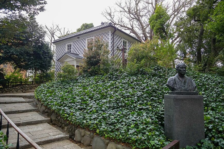 慶應義塾三田演説館の外観