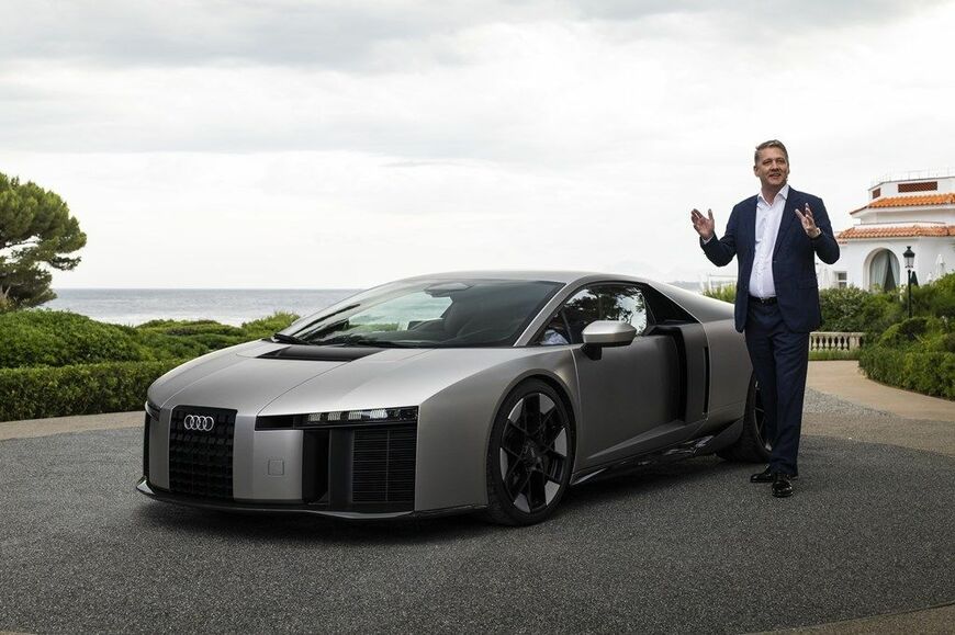 アウディ新型スーパースポーツカー「ヌヴォラーリ（Nuvolari）」発表会の様子（写真：AUDI AG）