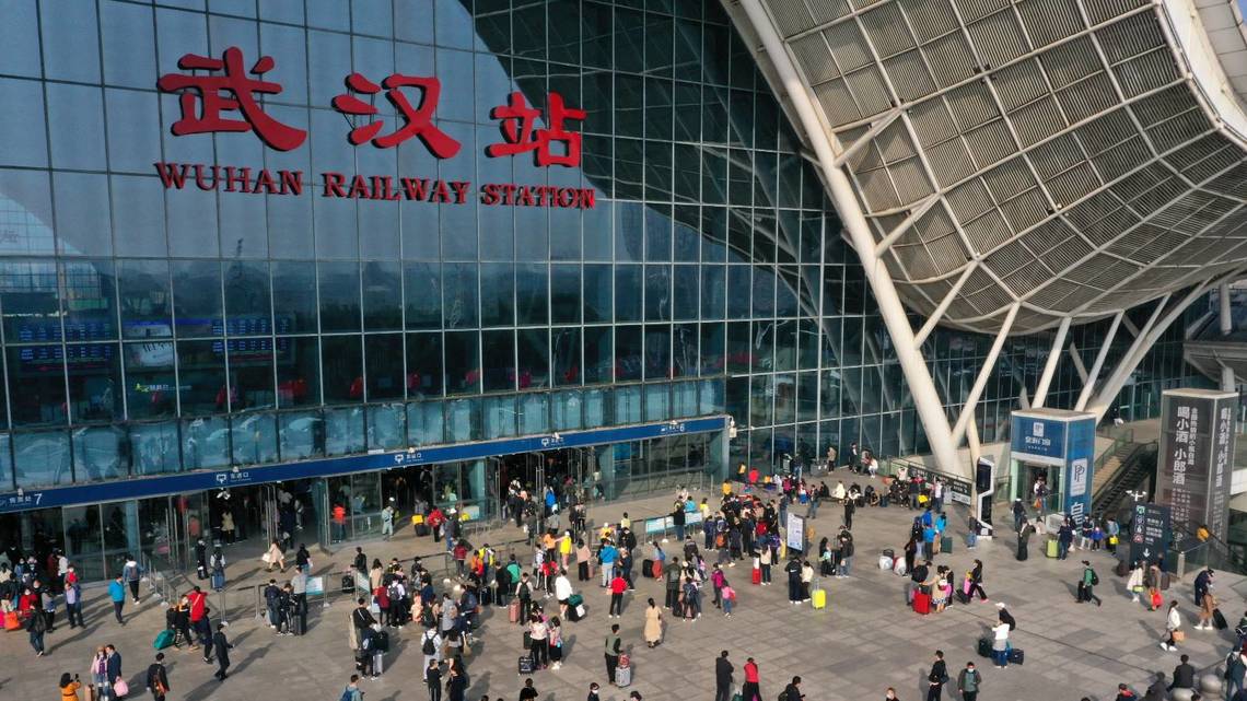 中国のニュースアプリ Toutiao 今日頭条 と Doubao 豆包酷訊 性的内容の掲載で政府当局から行政処分を受ける Bridge ブリッジ テクノロジー スタートアップ情報
