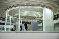 寄り付きの日経平均は続落､その後プラスに 朝の北朝鮮のミサイル発射で一時は円高に