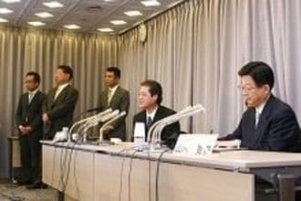 （下）アデランスＨＤは岡本社長と２人の創業者が退任、引き続きスティールの出方に注目