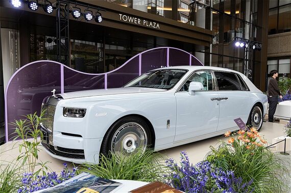 世界限定10台の特別モデル「ファントム・シンティラ」