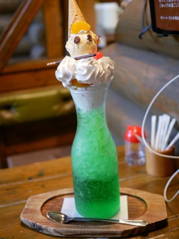 くりーむそーだパフェ