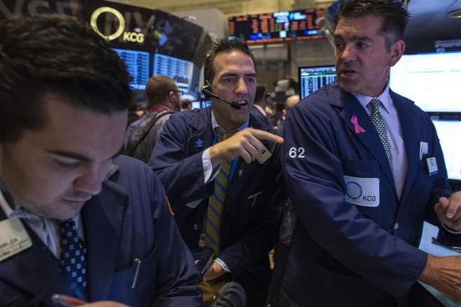 米国株式反発、ダウは１万５６１５ドルで終了