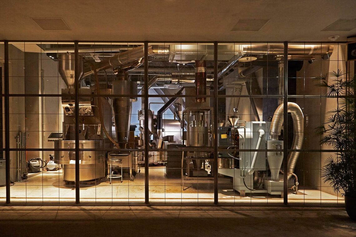 「調布焙煎ホール」の焙煎室