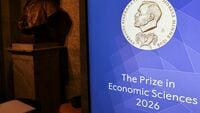 ノーベル経済学賞､米大教授2人に　授賞理由は｢マクロ経済の安定化に関するミクロ経済学的基盤｣