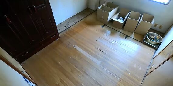 モノ屋敷