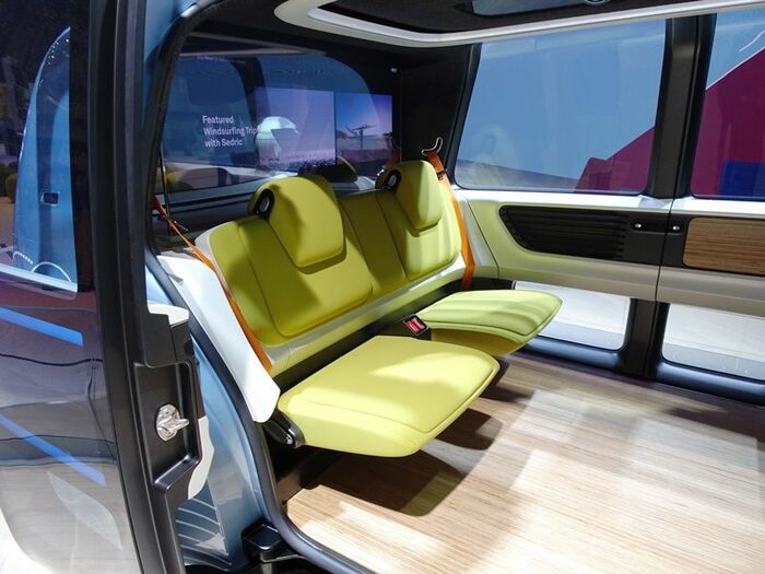 SEDRICアクティブの車内