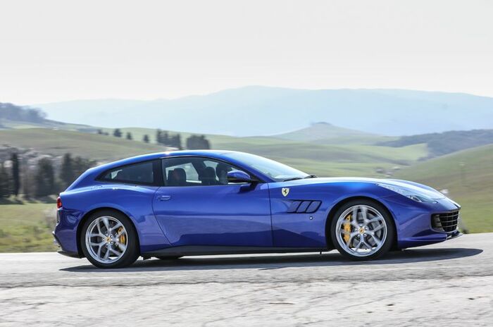 フェラーリ GTC4 ルッソT｜Ferrari GTC4Lusso T
